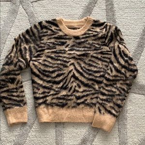 Cheetah fuzzy sweater
